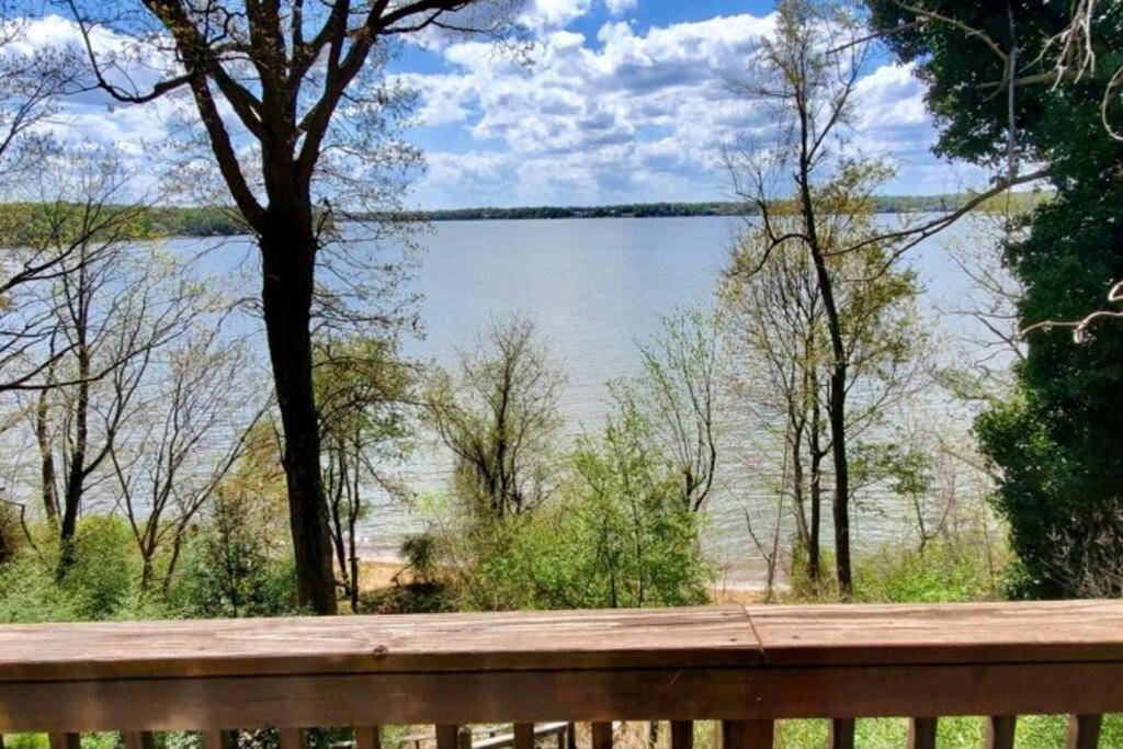 2 Bedroom Newly Renovated Waterfront Home; 10 Min From Mgm & The Gaylord Fort Washington Bagian luar foto